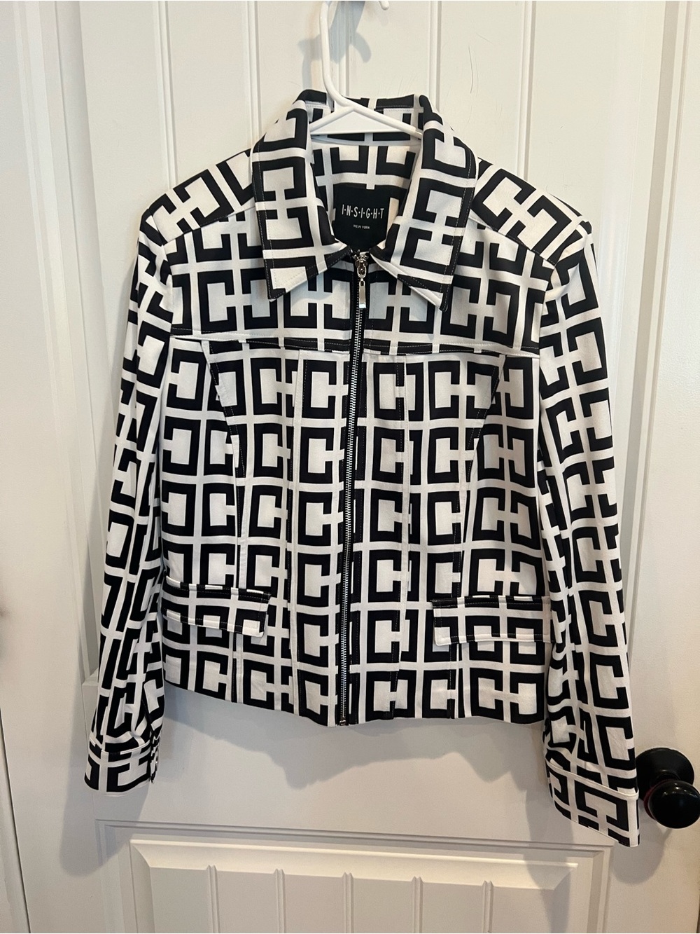 INSIGHT New York Geometric Zip Jacket Black White Mod Career Jacket Size 4